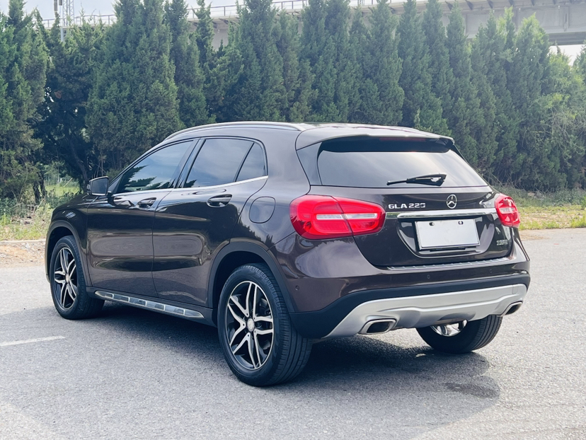 Used Mercedes-Benz GLA 2015 GLA 220 4MATIC Fashion Model