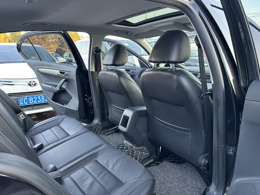 Used Volkswagen Lavida 2013 Revised Version 1.4 TSI DSG Comfort Edition
