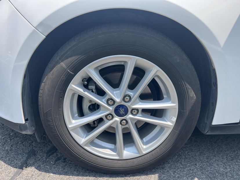 Used Ford Focus 2018 Hatchback Classic 1.6L Automatic Trendy SmartDrive Edition
