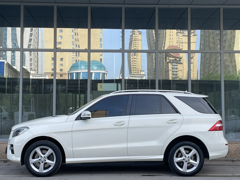 Used Mercedes-Benz M-Class 2012 ML 300
