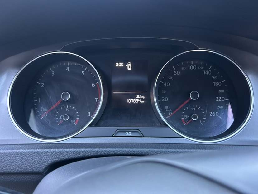 Used Volkswagen Golf 2016 1.6L Manual Fashion Edition
