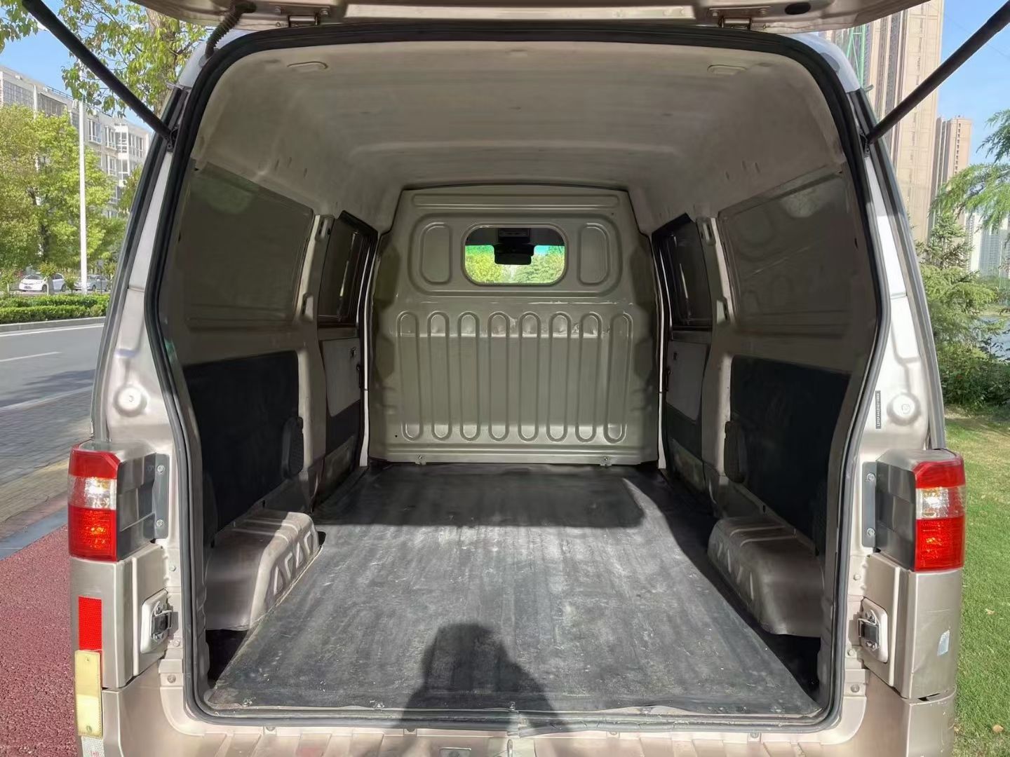 Used Jinbei Hiace X30 2018 1.3L Cargo Van Standard Version DLCG12
