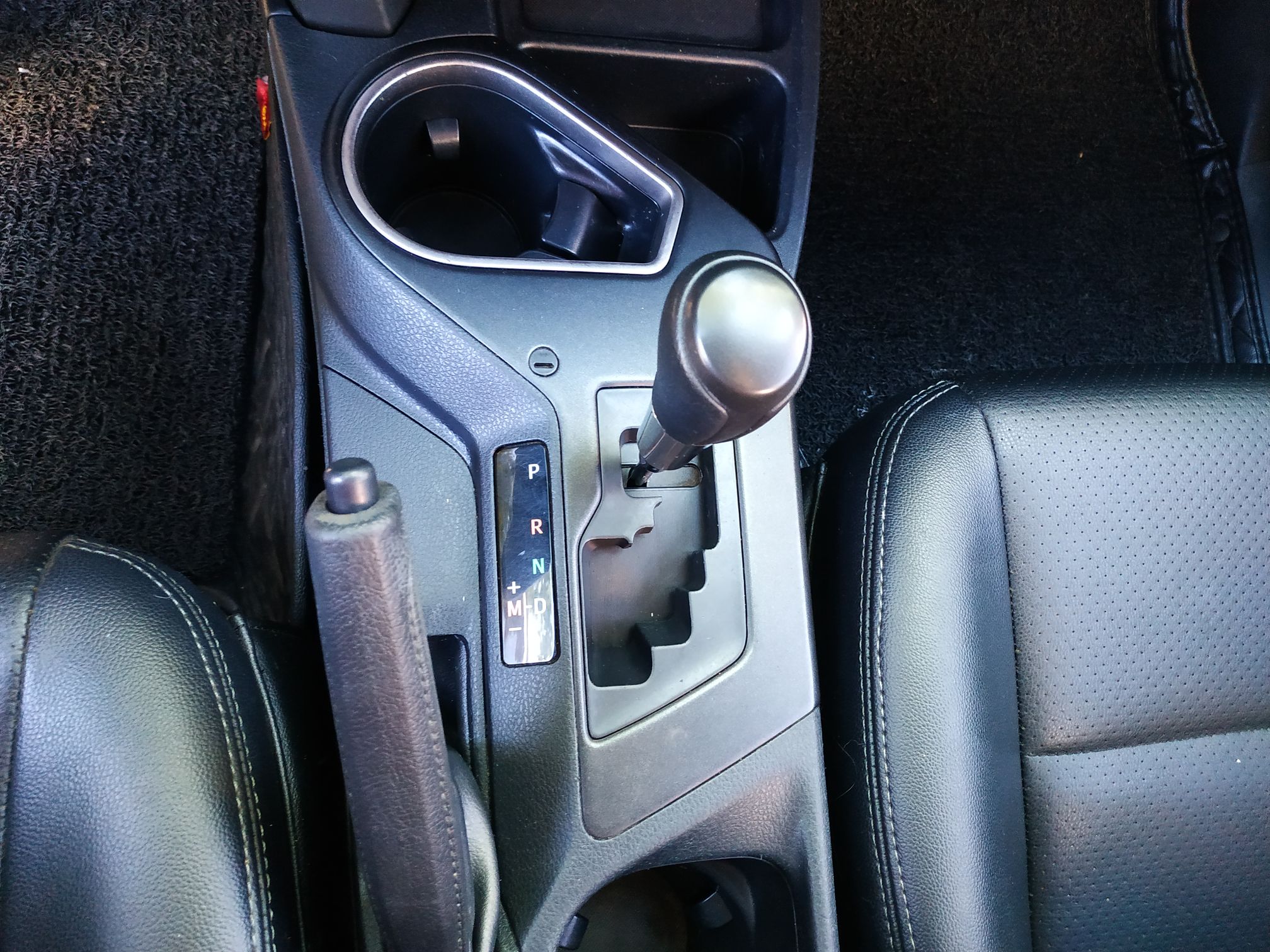 Used Toyota RAV4 2016 2.0L CVT Two-Wheel Drive Fashion Edition China V Standard
