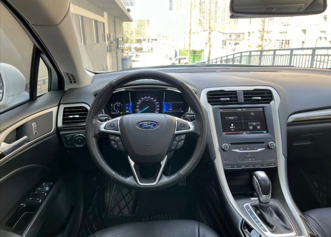 Used Ford Mondeo 2013 2.0L GTDi 200 Luxury Model
