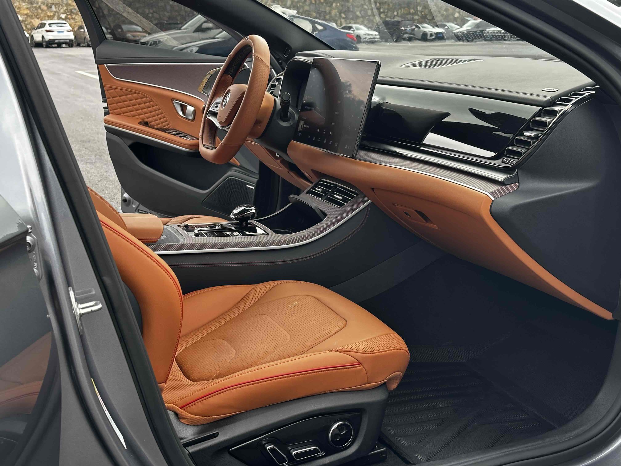 Used BYD Han 2022 DM-i 242km Flagship Model
