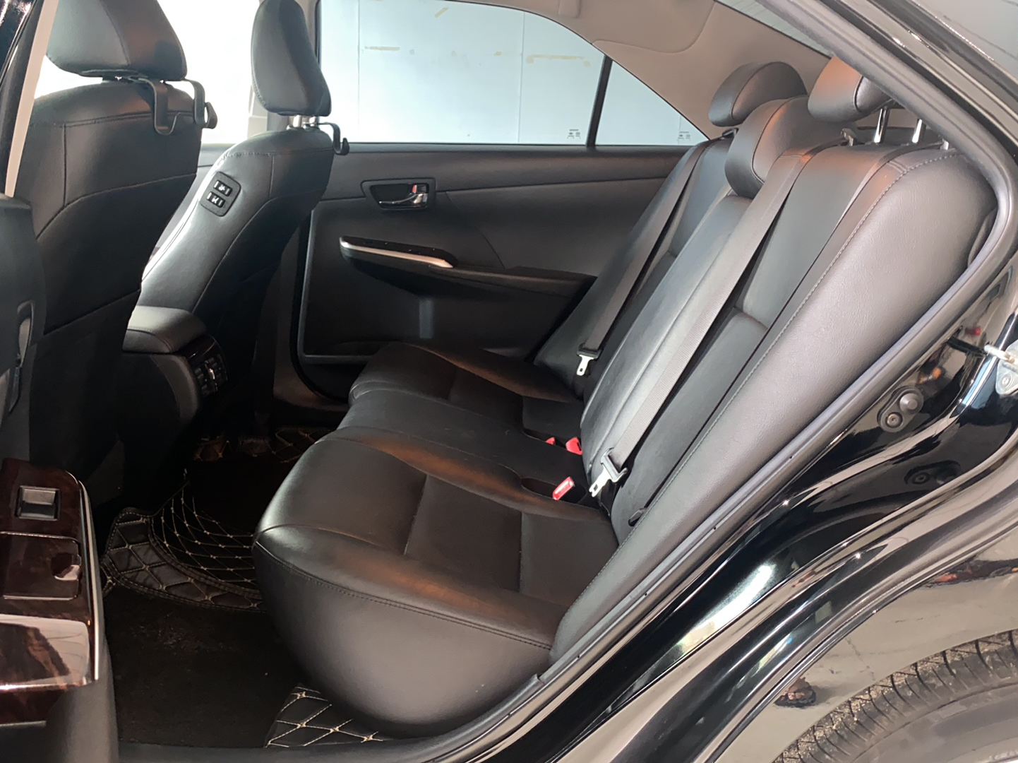 Used Toyota Camry 2015 2.0G Premier Edition
