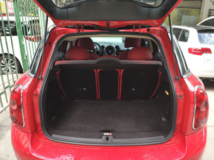 Used  Countryman 2011 1.6L COOPER Fun
