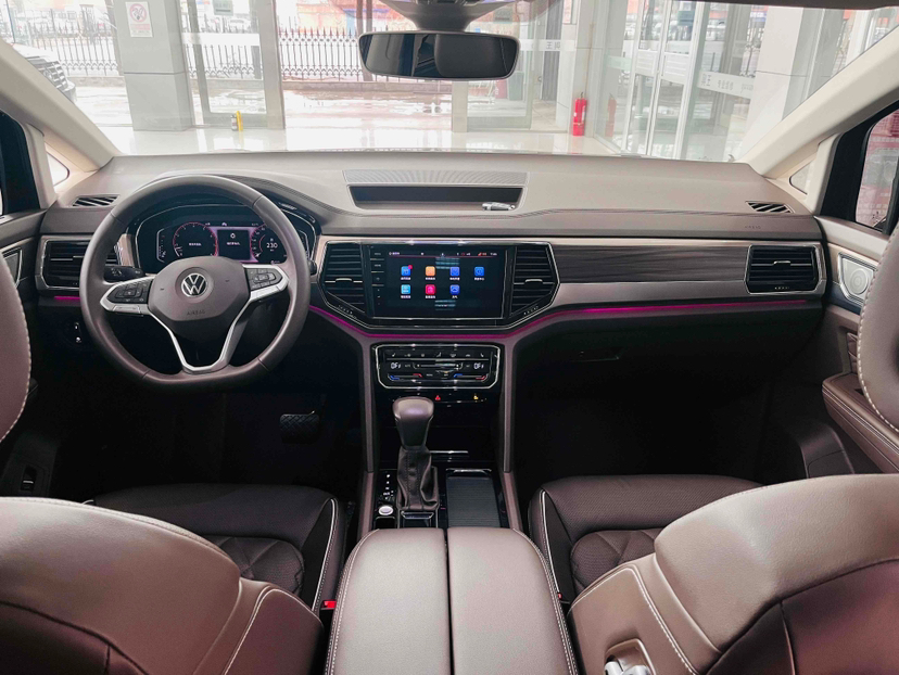 Used Volkswagen Viloran 2020 380TSI Prestige Edition
