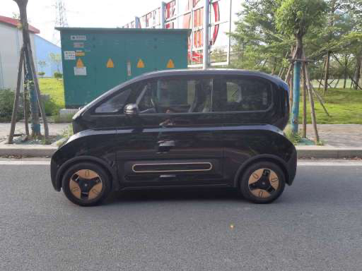 Used Baojun KiWi EV 2021 Artist Model Lithium Iron Phosphate
