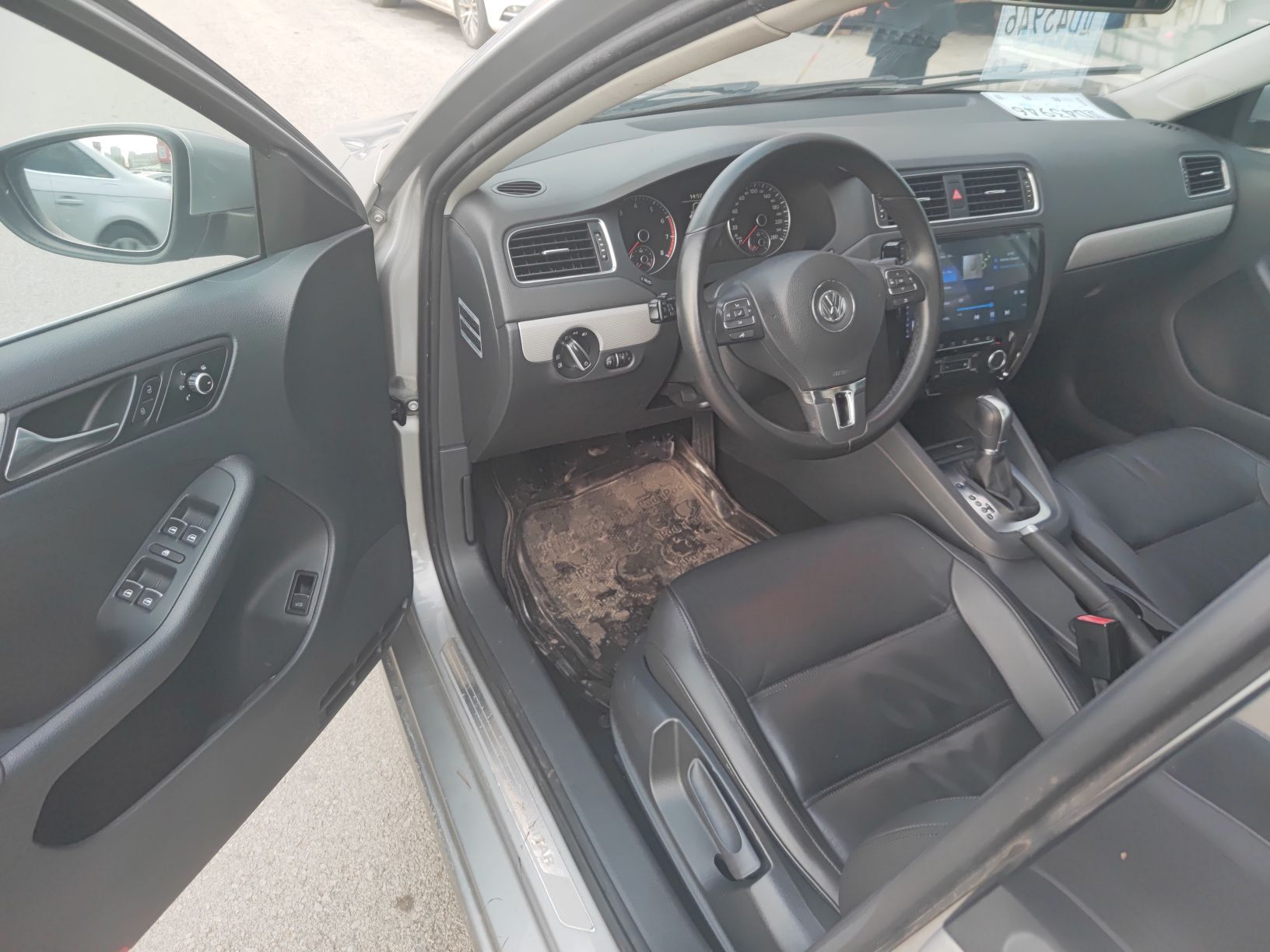 Used Volkswagen Sagitar 2014 1.4TSI Automatic Luxury Model
