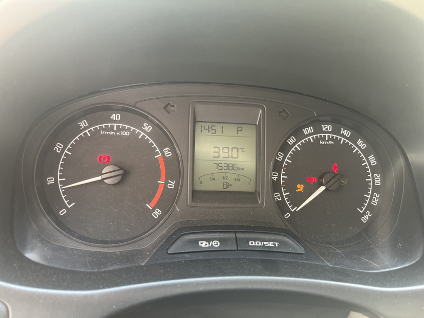 Used Skoda Fabia 2014 1.4L Automatic Crystal Edition
