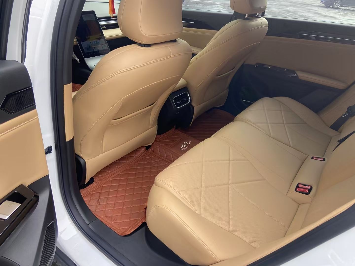 Used  L6 2023 125km PLUS