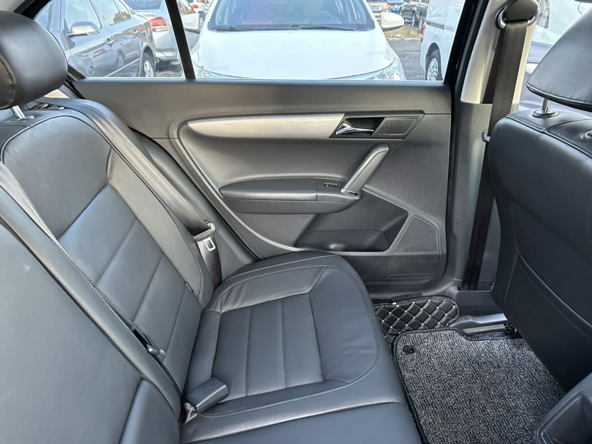 Used Volkswagen Lavida 2013 Revised Version 1.4 TSI DSG Comfort Edition
