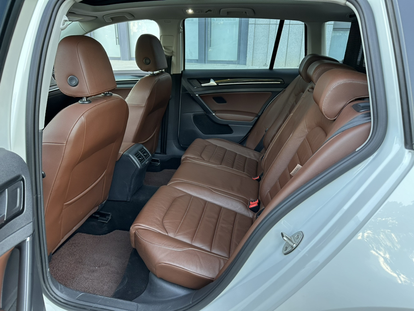 Used Volkswagen Golf 2014 1.4TSI Luxury Travel Edition
