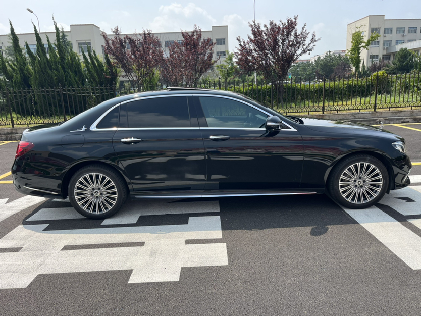 Used Mercedes-Benz E-Class 2019 E 300 L Sporty and Stylish Model
