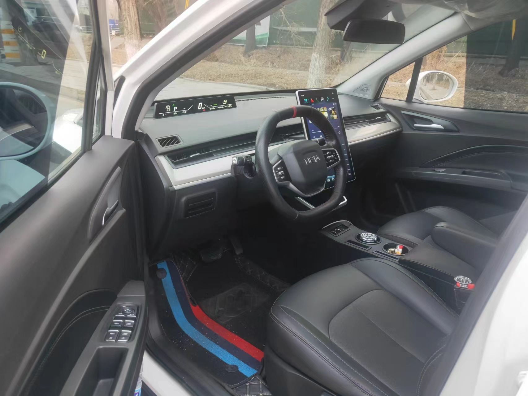 Used NETA V 2021 Long-Range Entertainment Edition Upgrade Model
