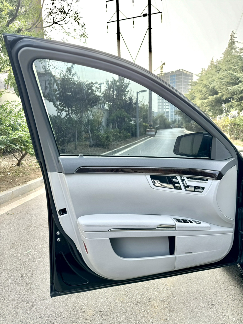 Used Mercedes-Benz S-Class 2012 S 400 L HYBRID Grand Edition
