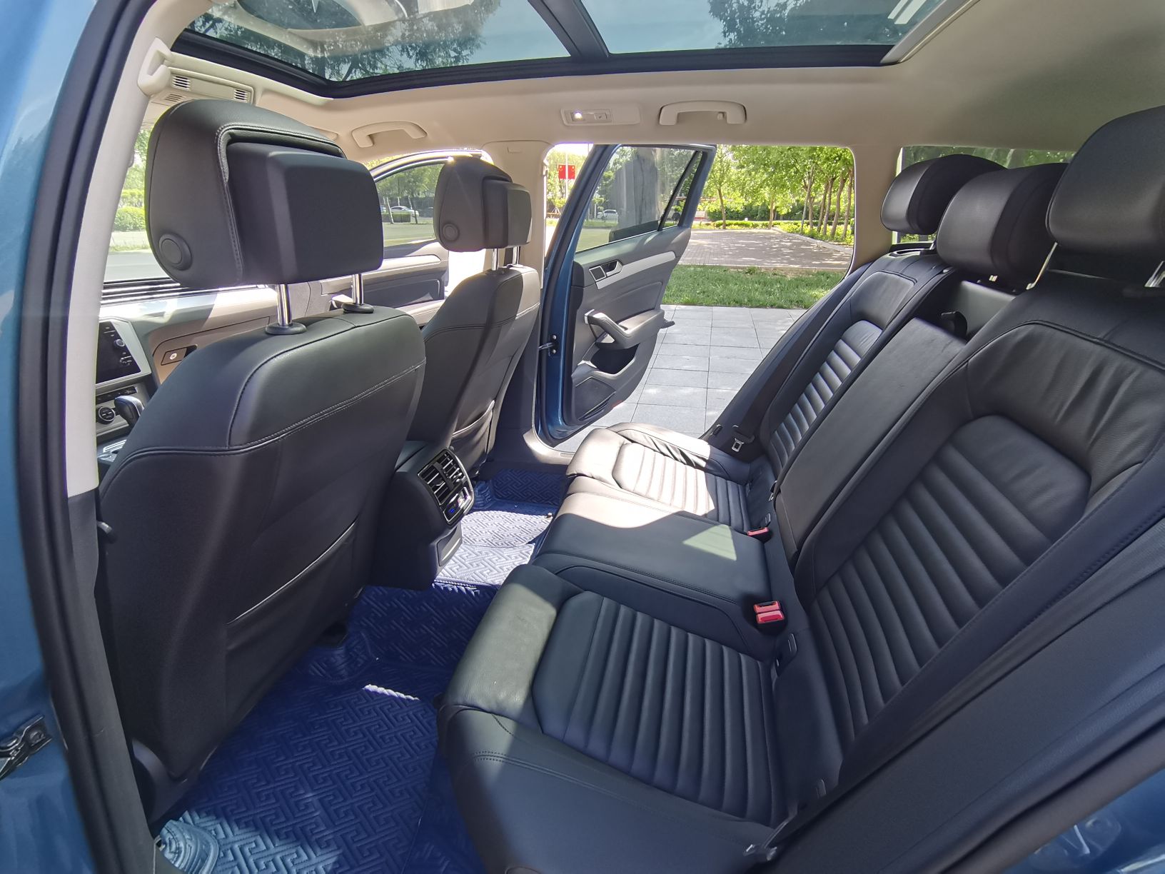 Used Volkswagen Variant 2018 380TSI Two-Wheel Drive Comfort Edition
