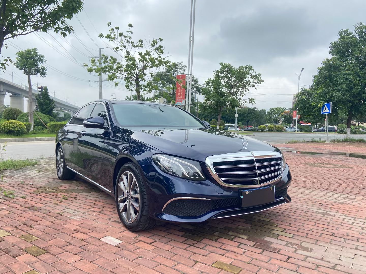 Used Mercedes-Benz E-Class 2019 E 300 L Luxury Model
