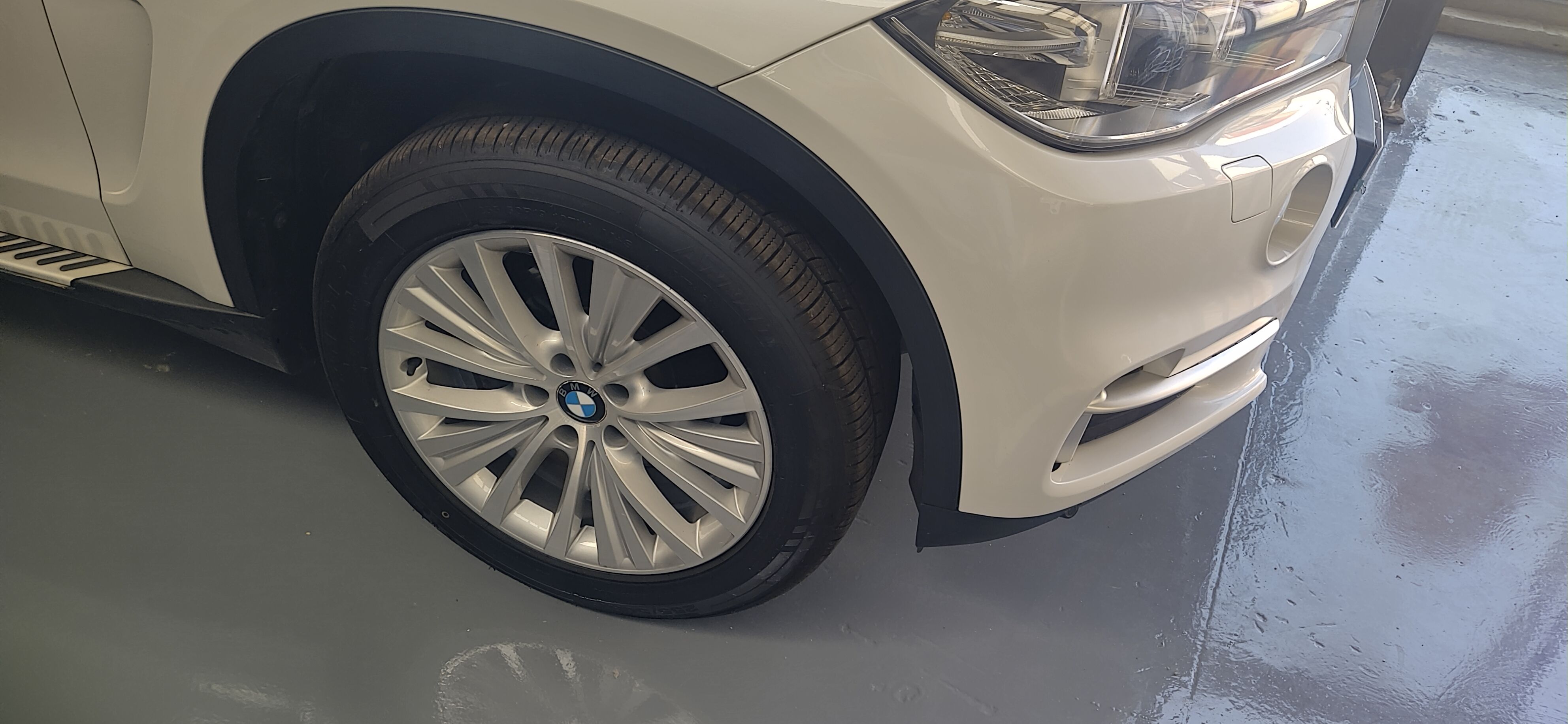 Used BMW X5 2014 xDrive35i Luxury Model