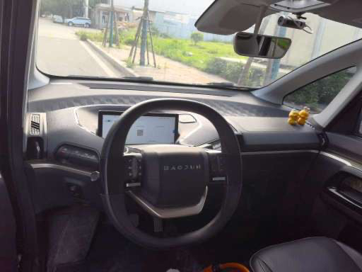 Used Baojun KiWi EV 2021 Artist Model Lithium Iron Phosphate
