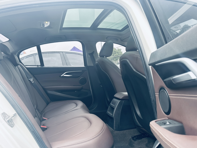 TDK.VehicleDetails.img