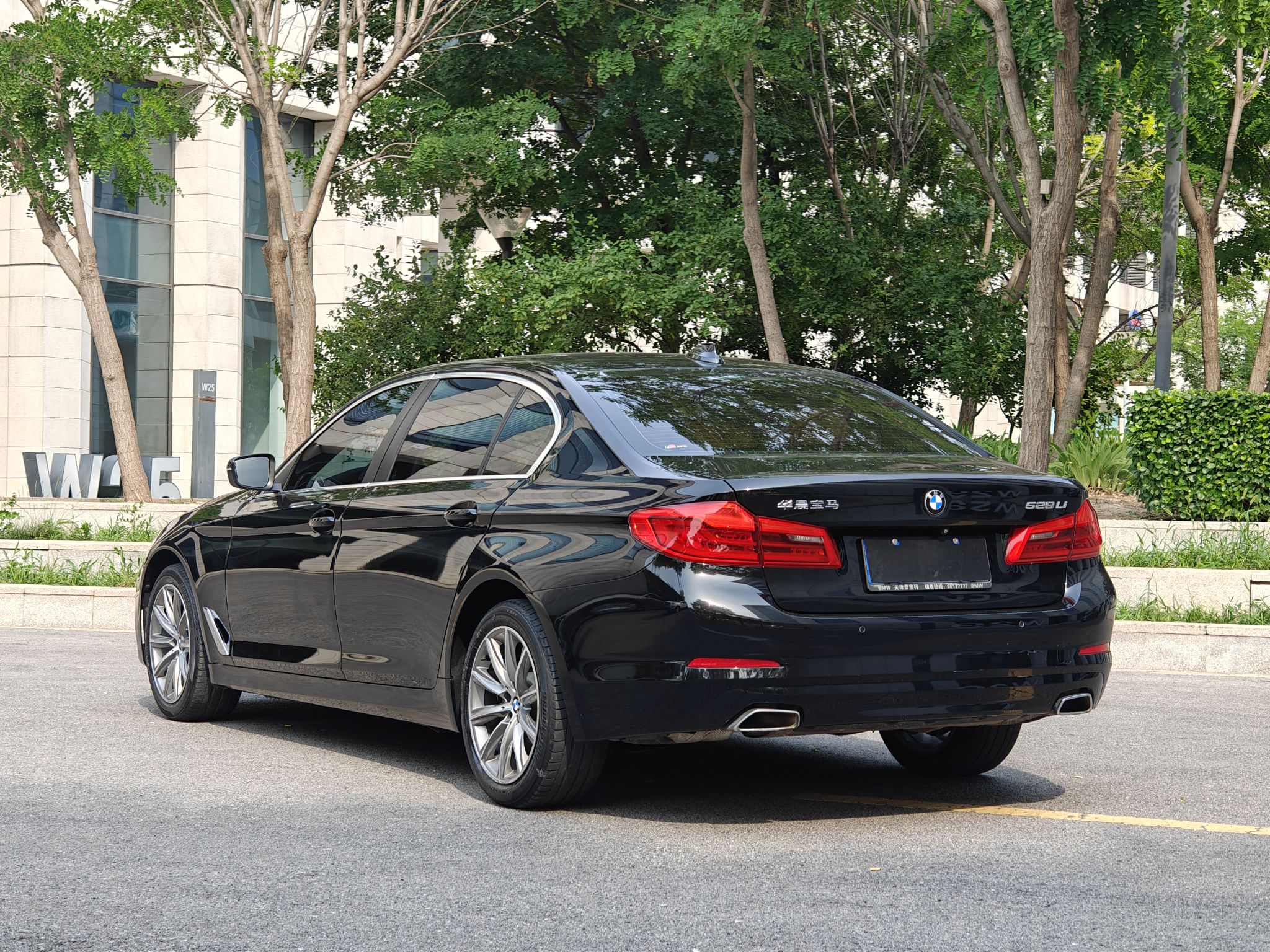 Used BMW 5 Series 2018 528Li Launch Special Edition
