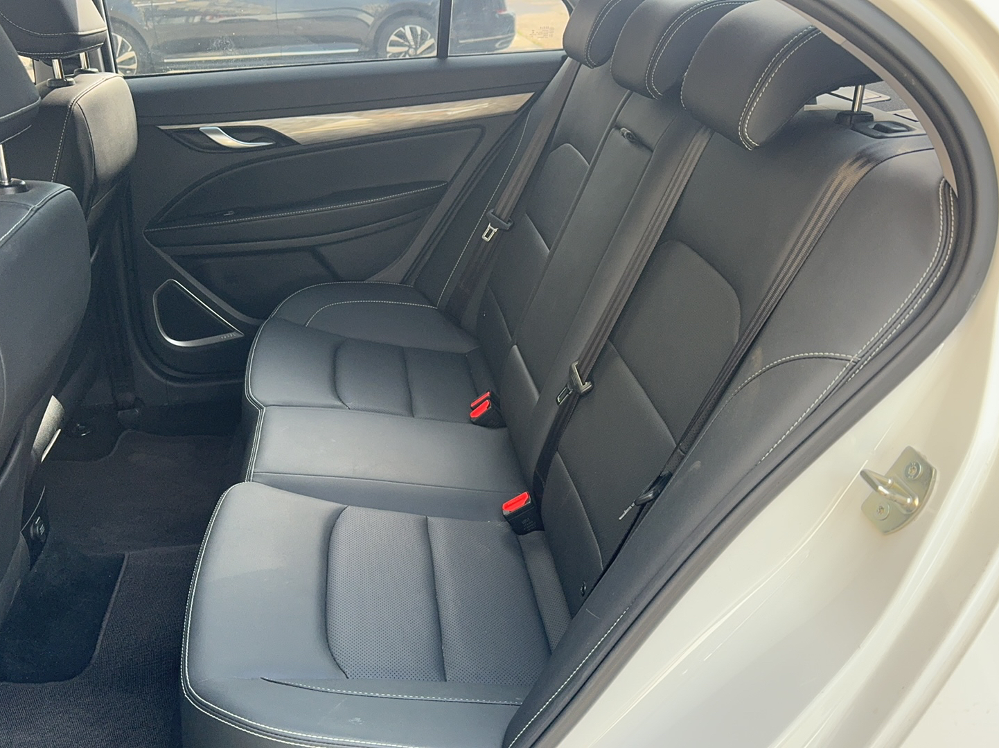 Used Geely Auto Emgrand 2019 Leading Edition 1.5L CVT Luxury Model China VI Standard
