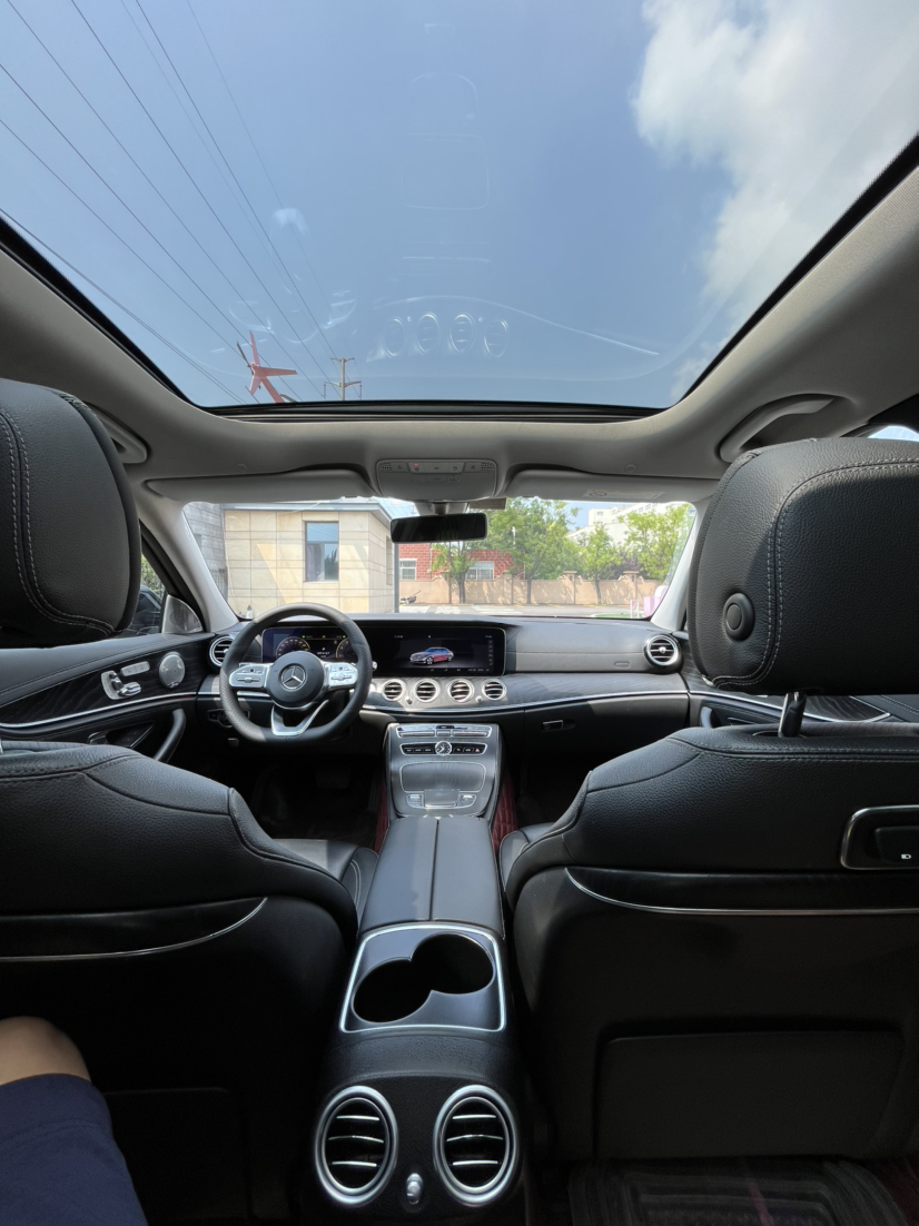 Used Mercedes-Benz E-Class 2019 E 300 L Sporty and Stylish Model
