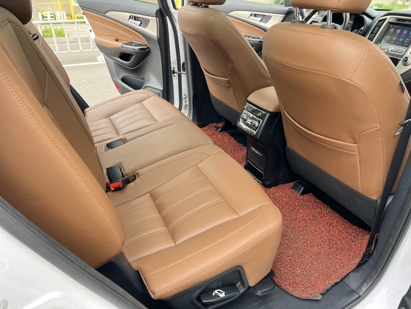 Used Changan CS95 2017 2.0T Two-Wheel Drive Zhitu Edition
