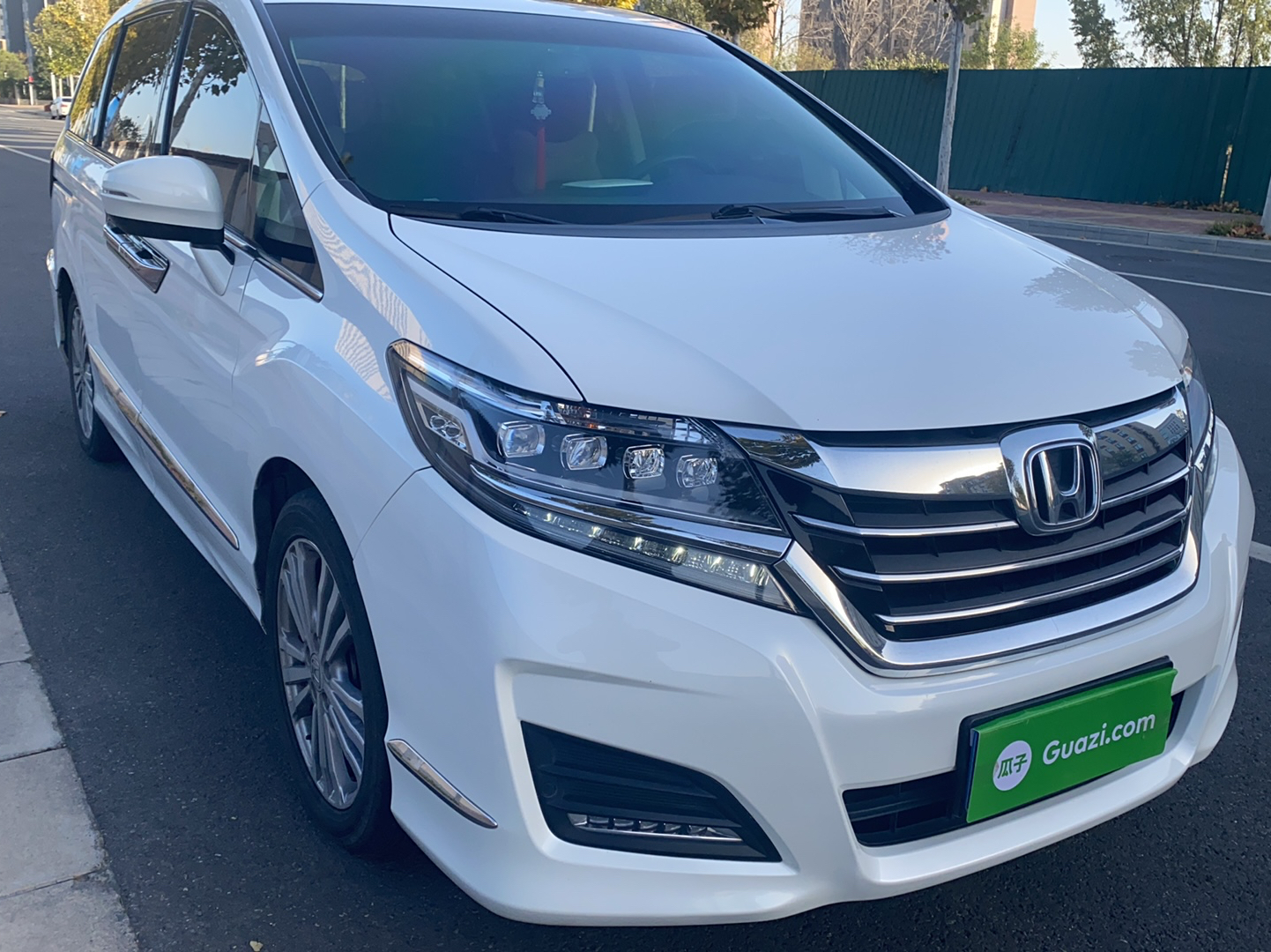 Used Honda Elysion 2016 2.4L Luxury Edition
