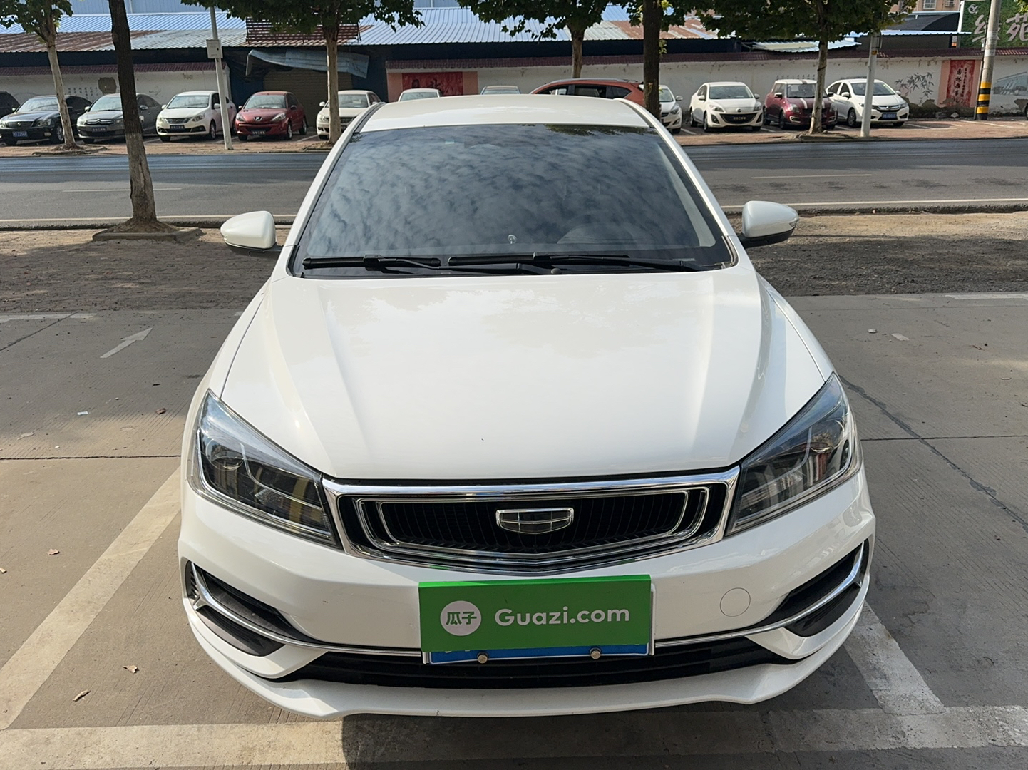 Used Geely Auto Emgrand 2019 Leading Edition 1.5L CVT Luxury Model China VI Standard
