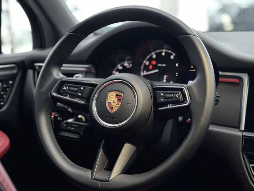 Used Porsche Macan 2022 Macan 2.0T
