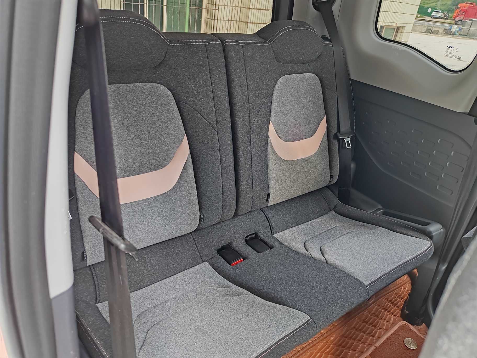 Used Chery QQ Ice Cream 2022 170km Sundae Phosphate Lithium-Ion
