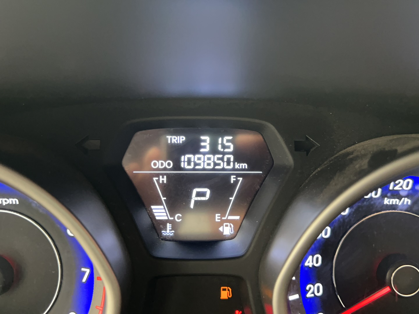 Used Hyundai Elantra 2016 1.6L Automatic Smart Version
