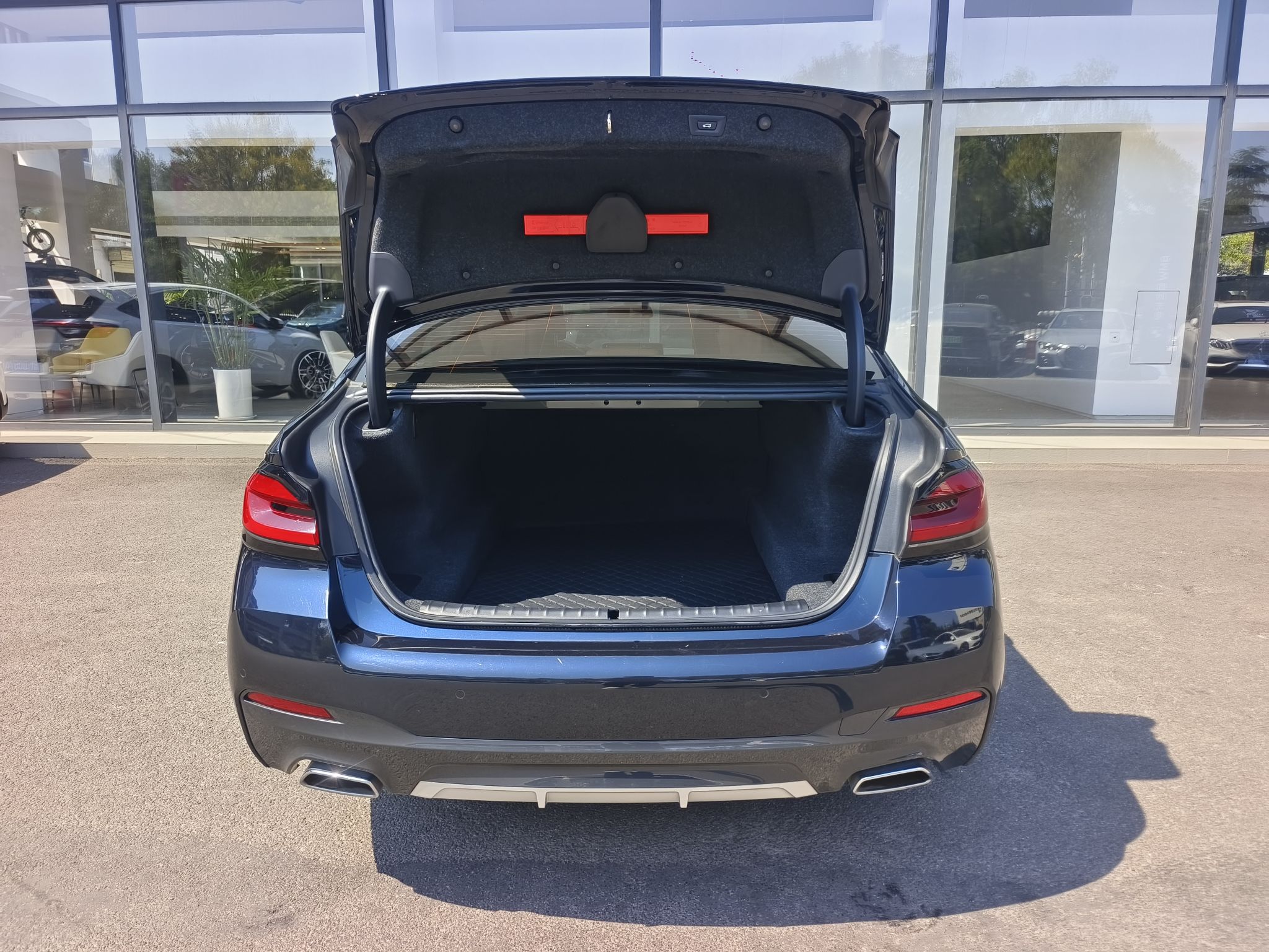 Used BMW 5 Series 2022 Second Facelift 525Li M Sport Package