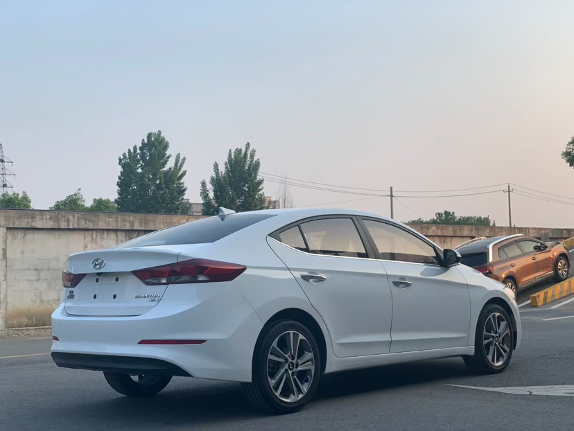 Used Hyundai Elantra 2018 1.6L Automatic 15th Anniversary Special Edition

