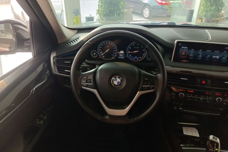 Used BMW X5 2017 xDrive28i
