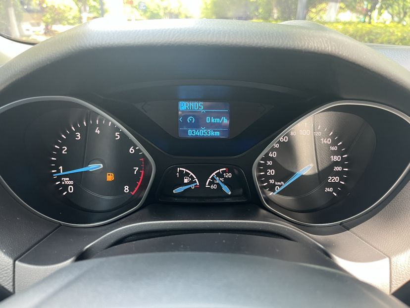 Used Ford Focus 2018 Hatchback Classic 1.6L Automatic Trendy SmartDrive Edition
