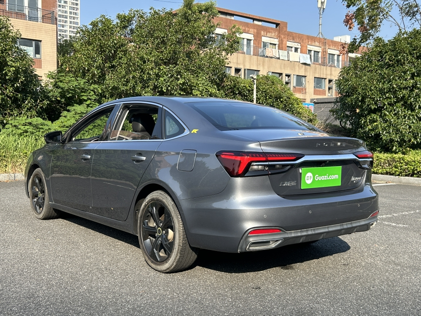 Used Roewe i6 MAX 2020 300TGI Automatic "Swell Cool Smart Drive" Edition
