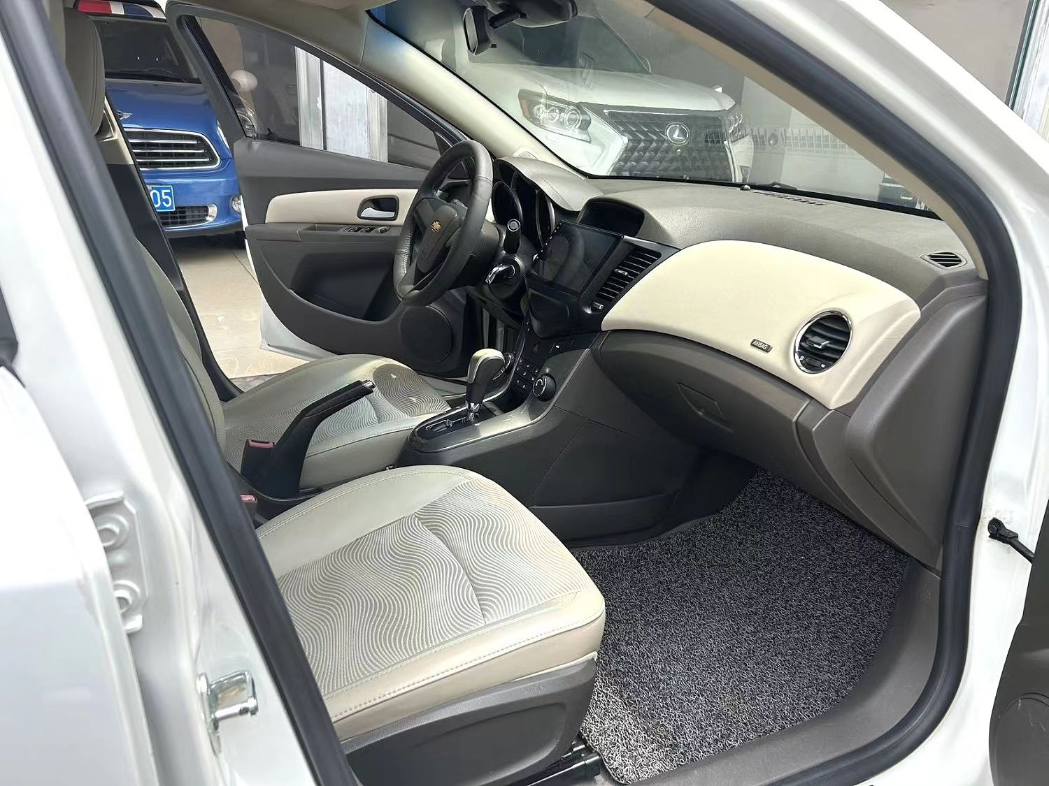 Used Chevrolet Cruze 2015 1.5L Classic SE AT
