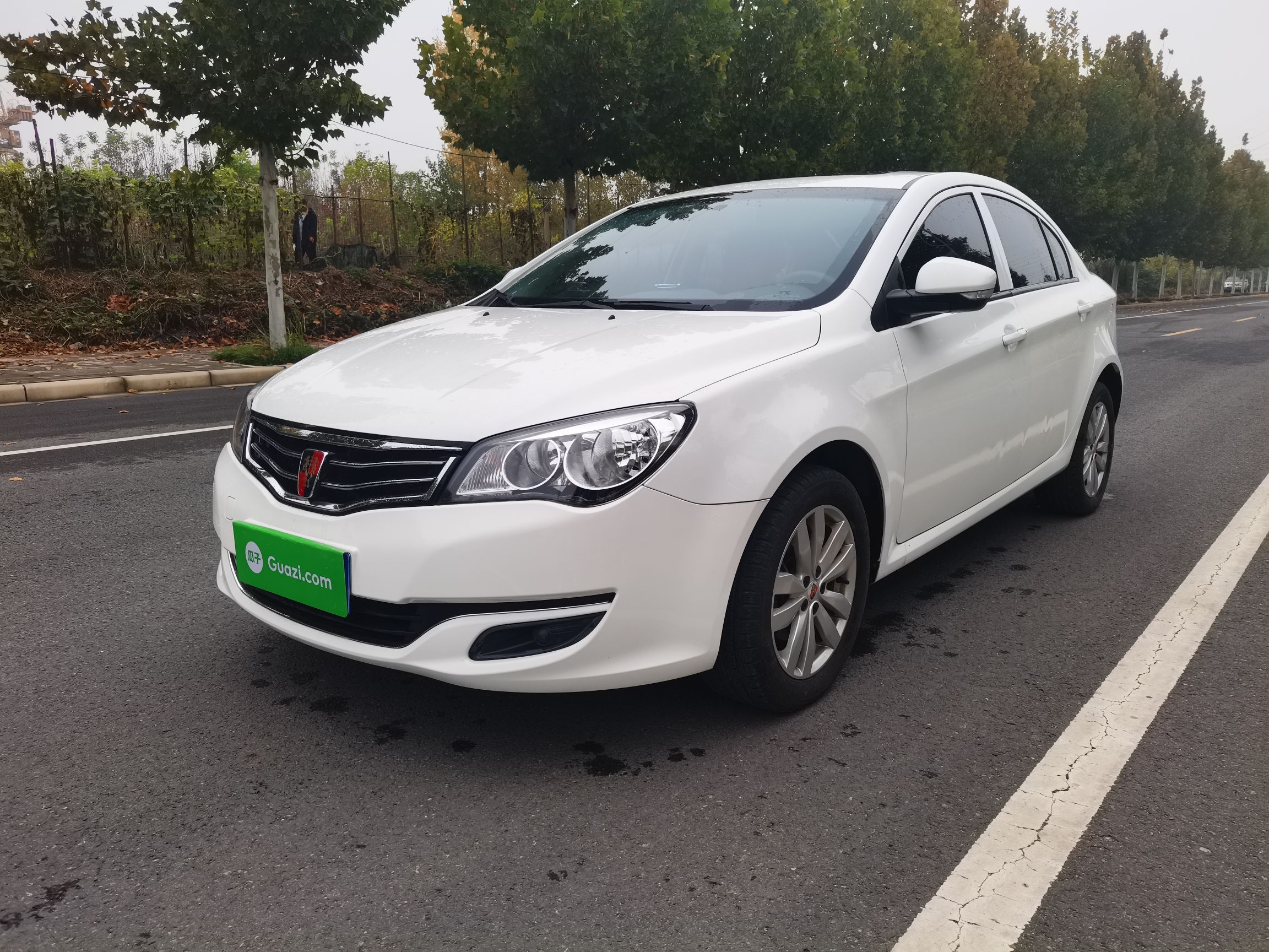Used Roewe 350 2015 1.5L Automatic Luxury Sunroof Edition