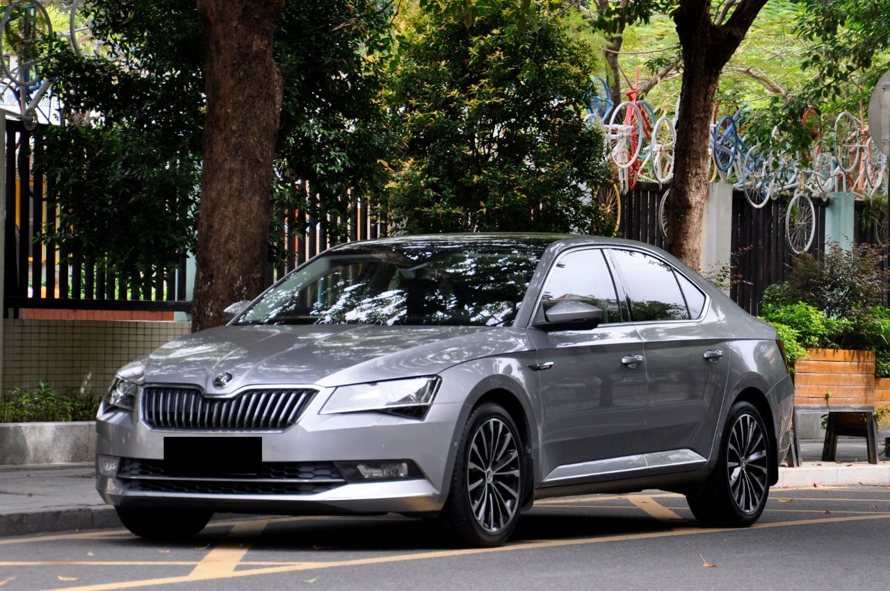 Used Skoda Superb 2016 TSI330 DSG Smart Drive Edition
