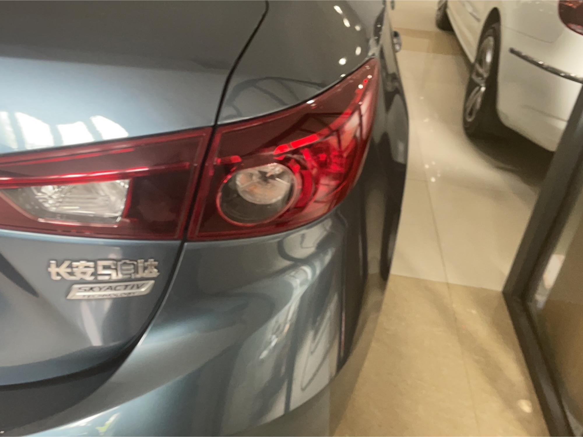 Used Mazda Mazda 3 Axela 2014 Sedan 1.5L Automatic Comfort Model
