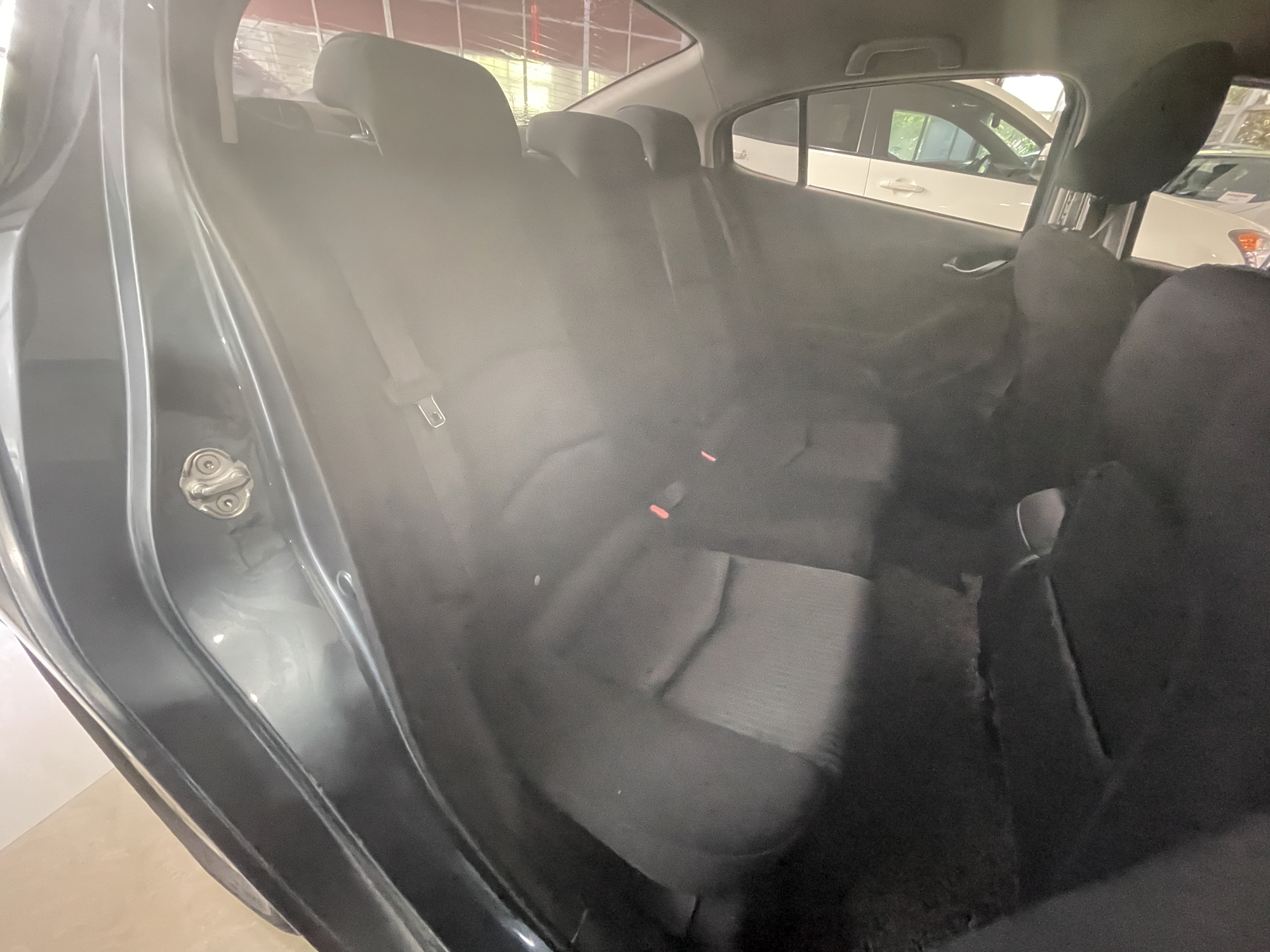 Used Mazda Mazda 3 Axela 2014 Sedan 1.5L Automatic Comfort Model
