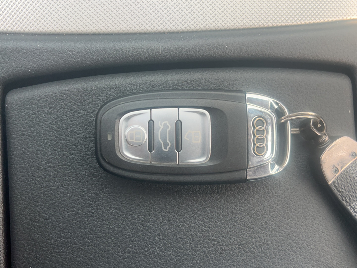 Used Audi A6L 2018 30th Anniversary Edition 35 TFSI Fashion Model
