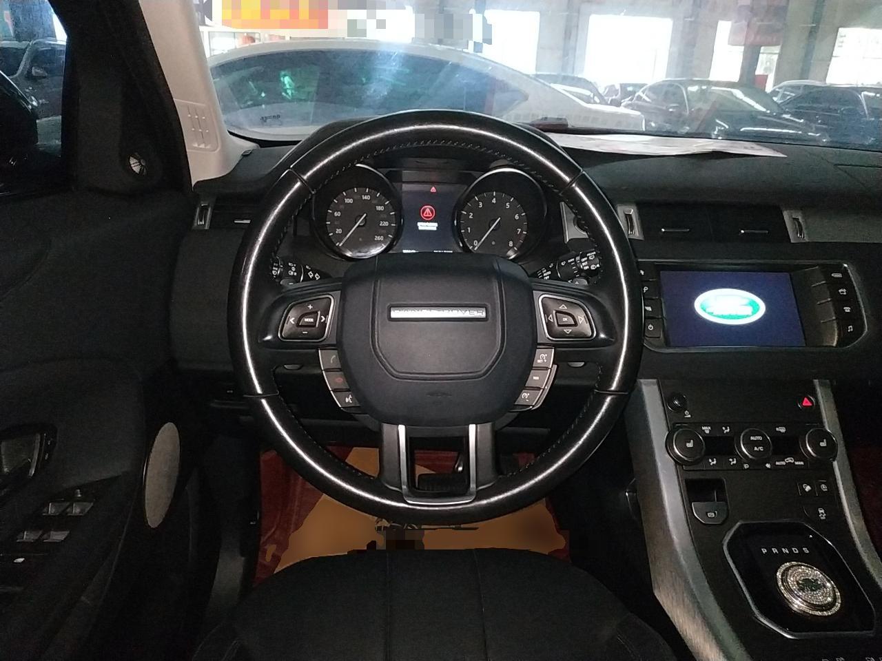 Used Land Rover Range Rover Evoque 2018 200PS PURE New Fashion Edition
