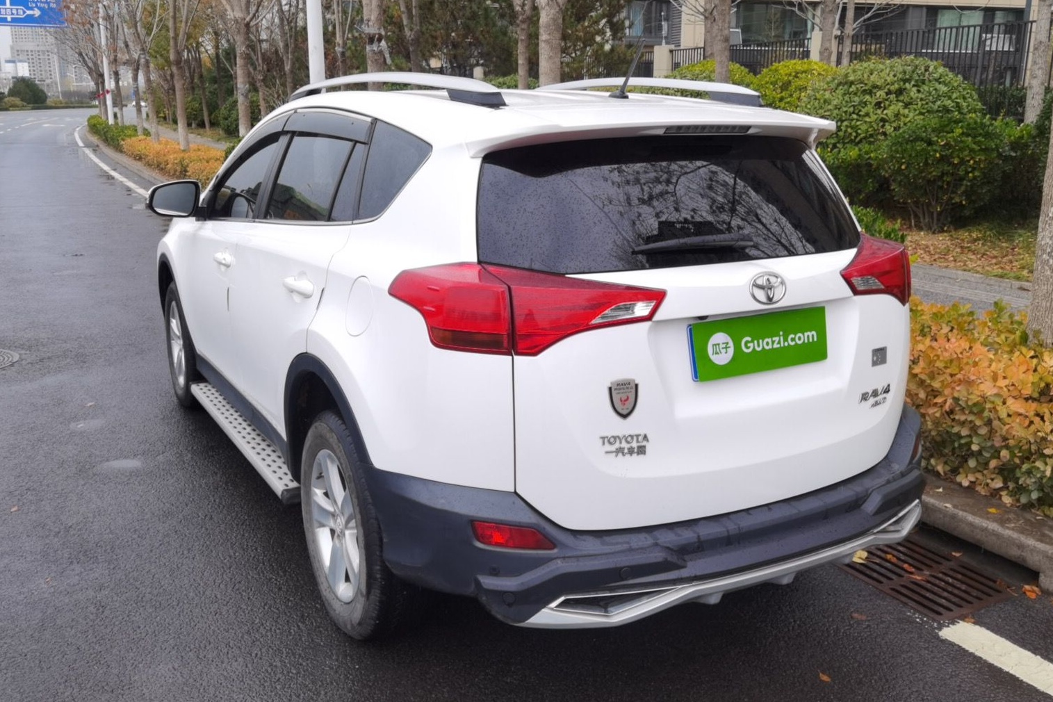 Used Toyota RAV4 2013 2.0L CVT Four-Wheel Drive Fashion Edition