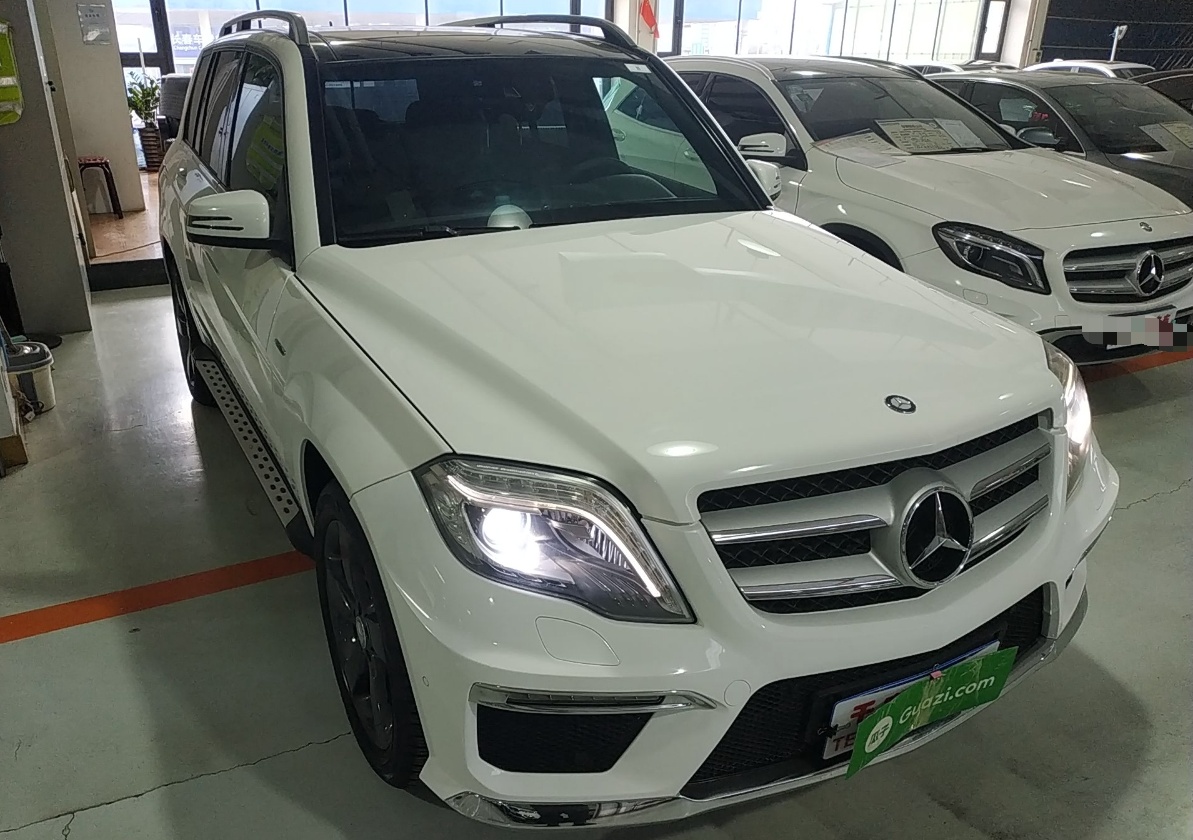 Used Mercedes-Benz GLK-Class 2015 GLK 260 4MATIC Fashion Edition Ultimate Version
