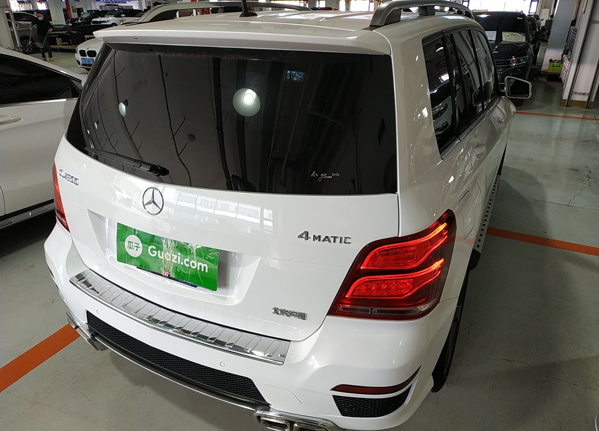 Used Mercedes-Benz GLK-Class 2015 GLK 260 4MATIC Fashion Edition Ultimate Version
